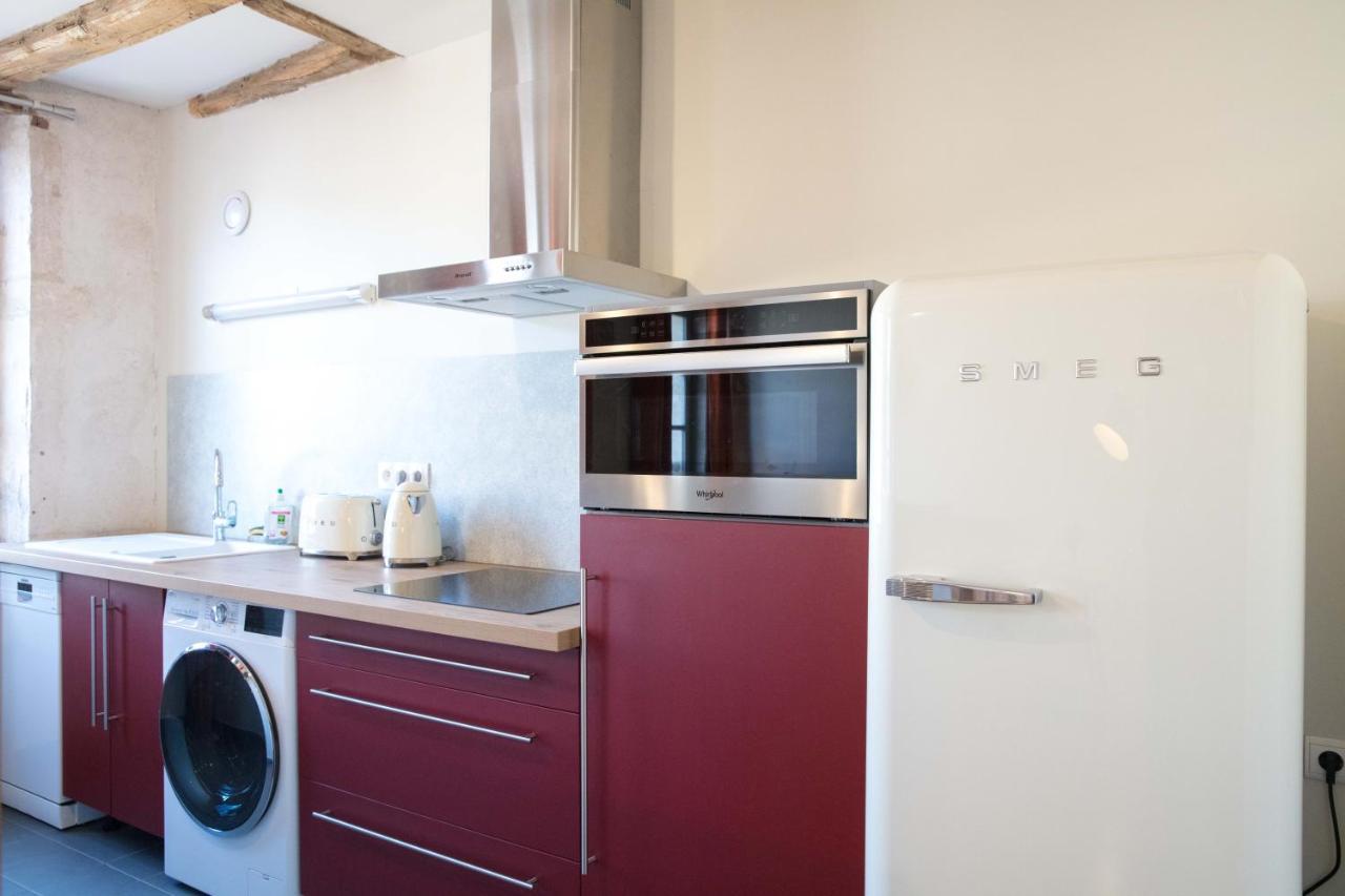 Appartement A-Mi-Chemin - Centre-Ville De Tournus Bagian luar foto